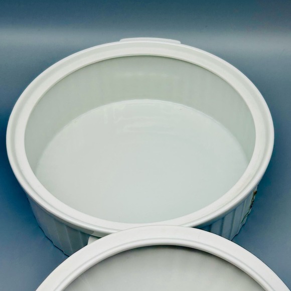 Heritage Porcelain Ovenware Floral Design Video Covered Casserole Dish - Picture 7 of 12